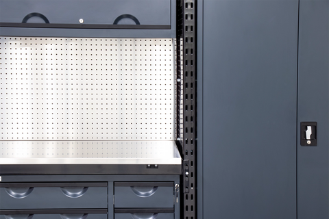 Module 18 Double with Overhead Cabinets