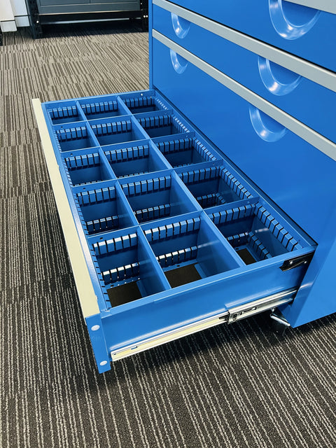 D6 Tool Drawer - H765 x W890 x D455mm