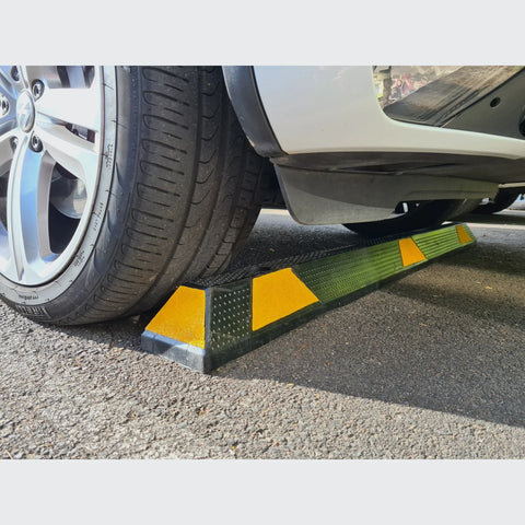 JV730 - Verge Durable Rubber Wheel Stop