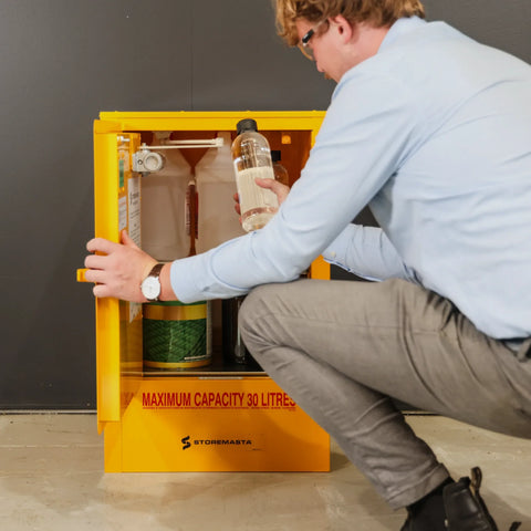Steelspan - 30L - Flammable Solids Storage Cabinet