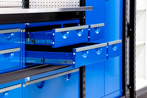 Module 10 with Overhead Cabinets - Fully Loaded Aluminium